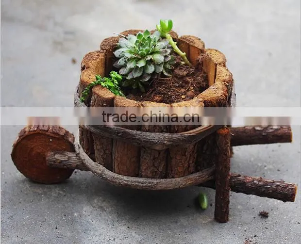 Creative small trailer small wooden planters for succulent plant
