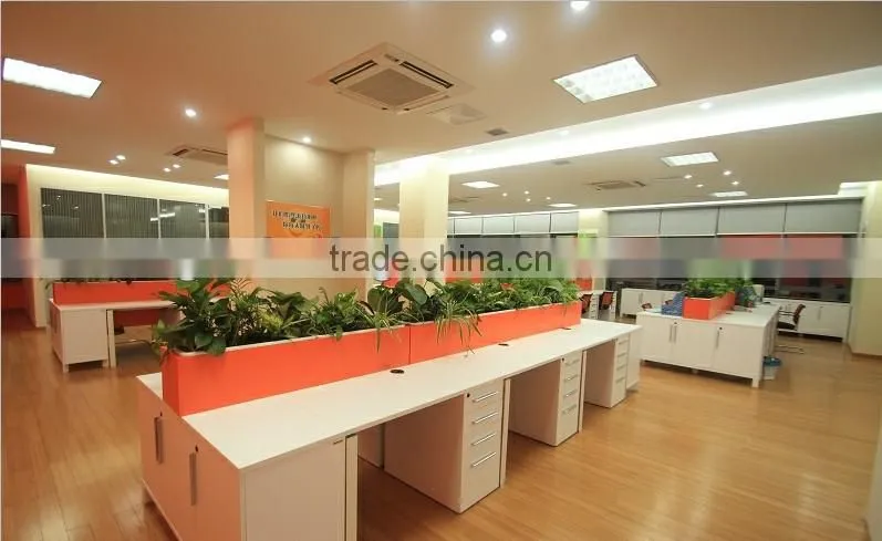 Plastic garden landcaping ball planters