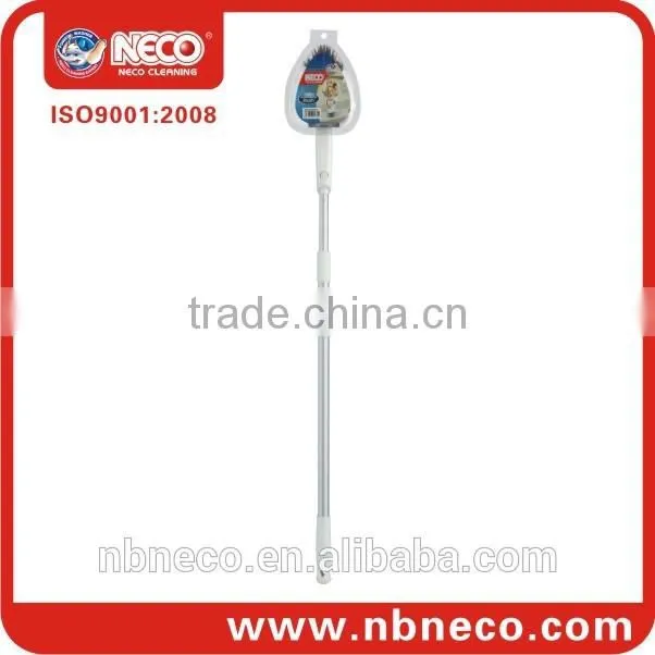 telescopic gutter cleaning brush