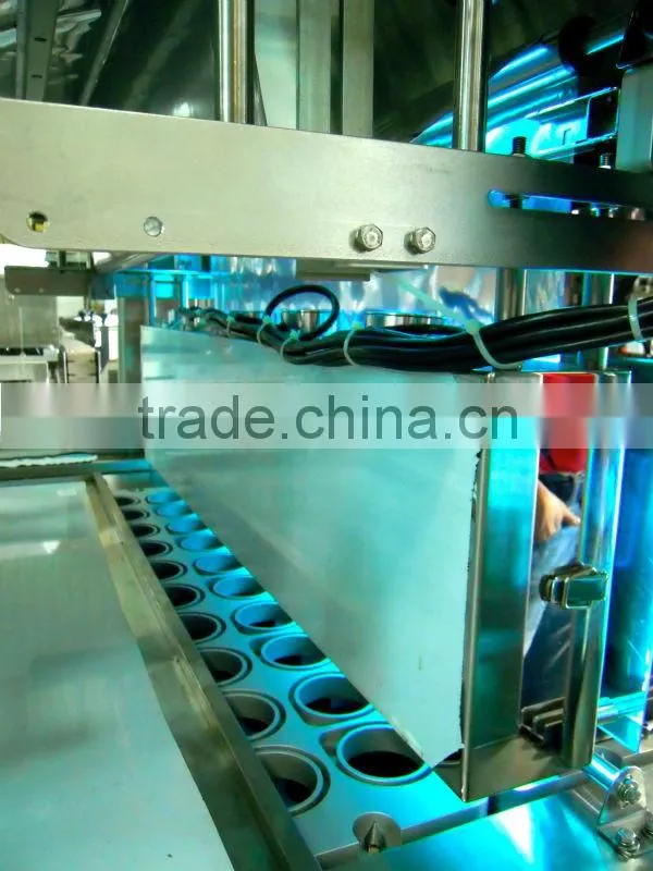 carbonated beverage filling machine