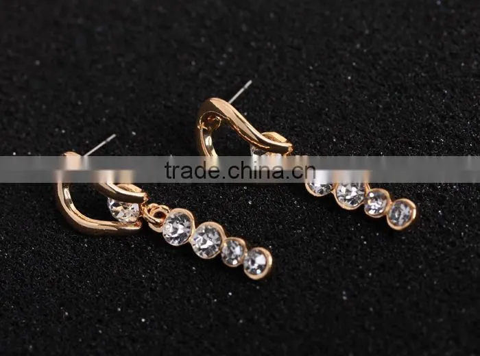 Fashionable design ear studs diamond stud earrings cheap wholesale stud earrings