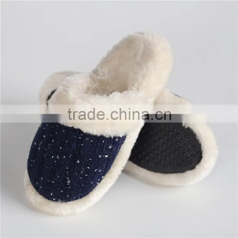 Woman knitted indoor slipper with sequins