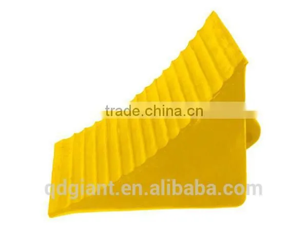 Black color rubber wheel chocks with hole