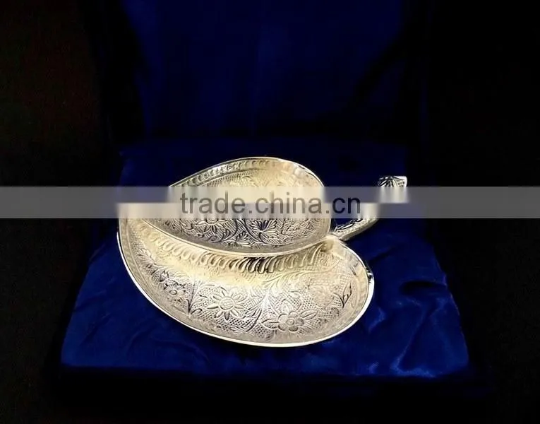 Brass metal art ware beautiful paper weight