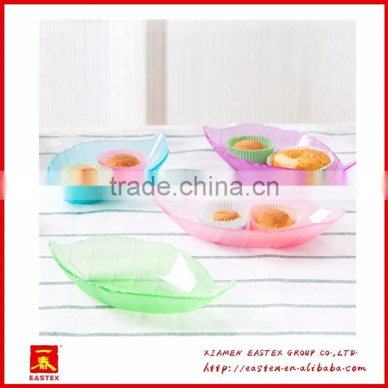 Multifunctional leaf shape design dish