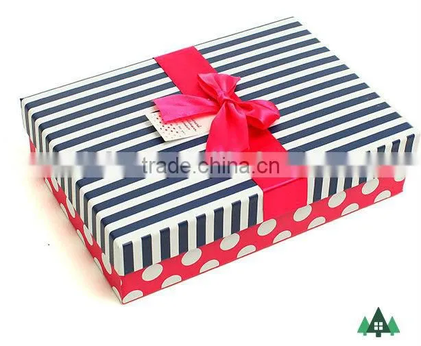 2015 Custom Made Large Decorative Gift Boxes with Bar Strips Printing