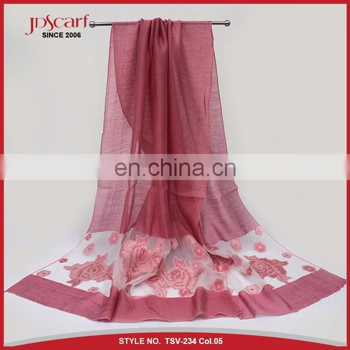 Latest design great quality silk and wool feeling muslim lace scarf fashionable scarf