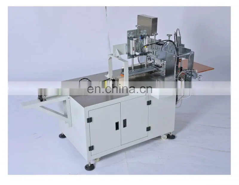 OrangeMech 2021 hot sale Automatic diaper packing and sealing machine adult diaper baby diaper packing machine