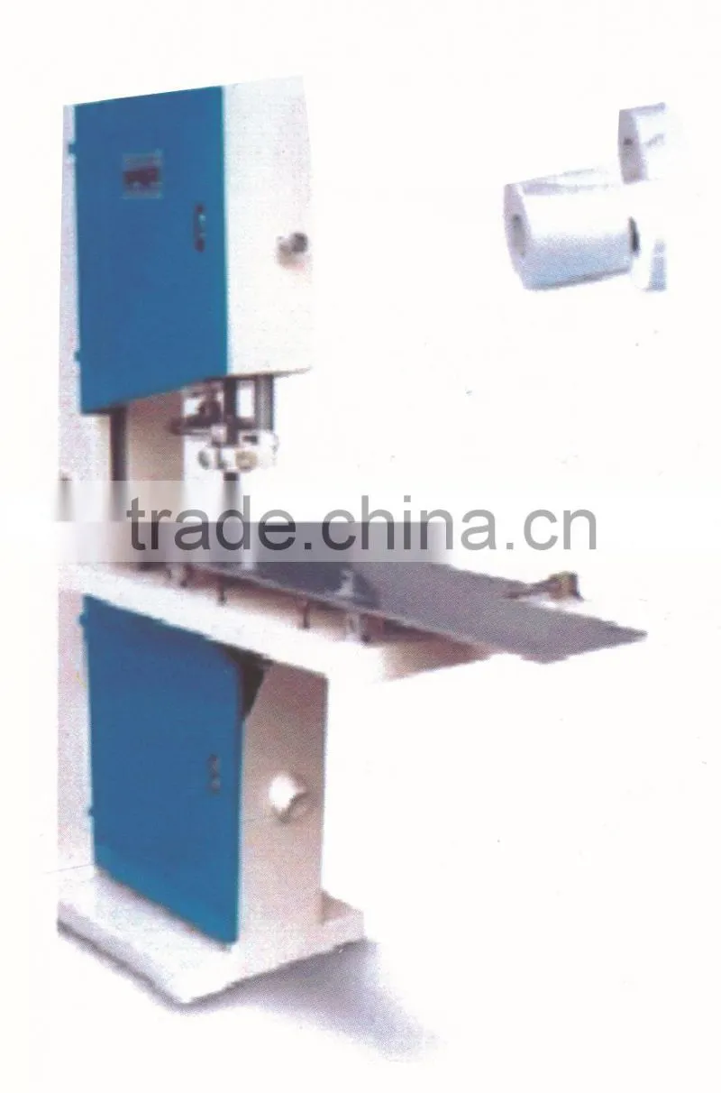 Reel Toilet Paper Cutting Machine
