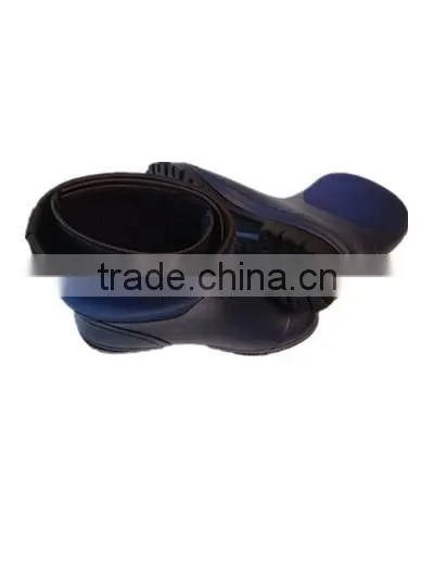 2015 short cut neoprene rubber boots follows for men