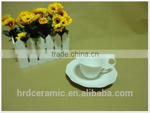 chinese new Products Cheap promotion ceramic cup and saucer