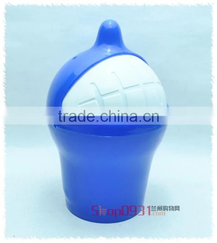 plastic table trash can
