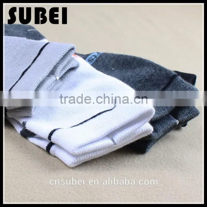 Men's fashion cotton stripe five toe socks, short socks