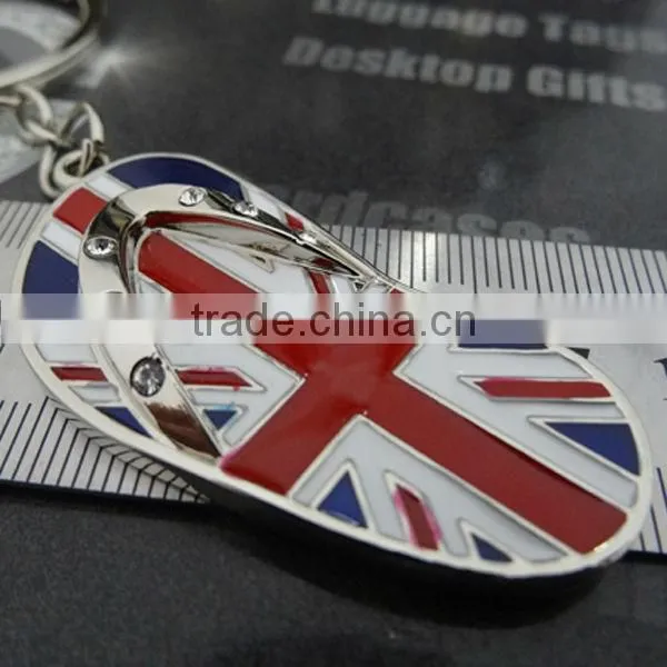 wholesale fashion customized metal hat keychain