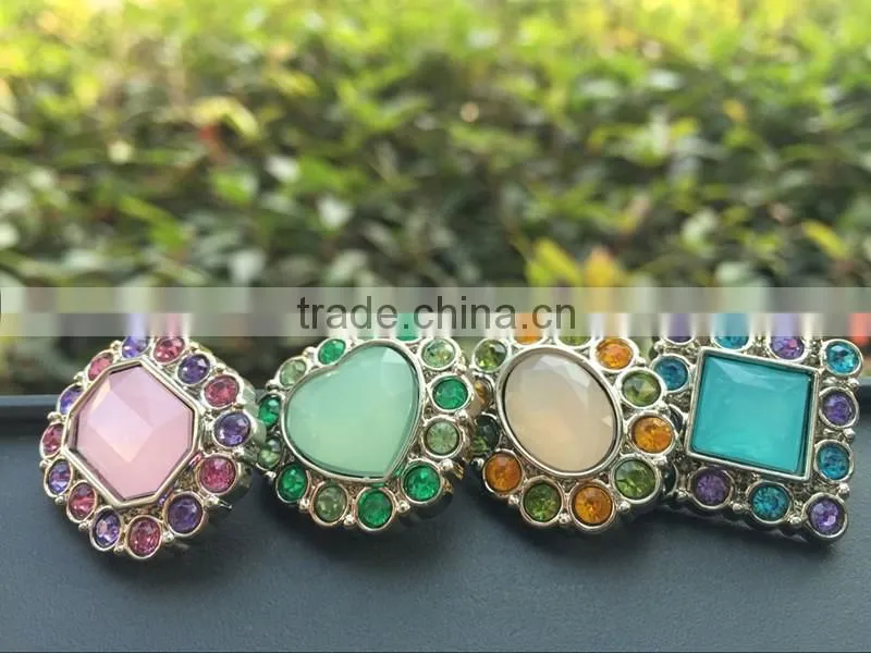 New effect rhinestone acrylic plastic colorful button sewing with shank bulk cheap high quality button flower center