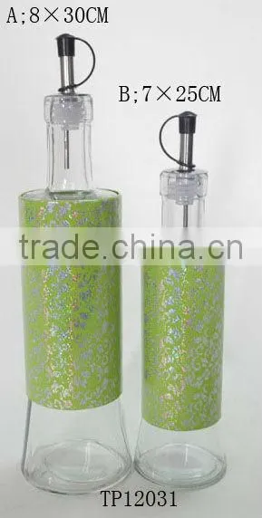 black plastic sleeves cylinder glass oil dispenser