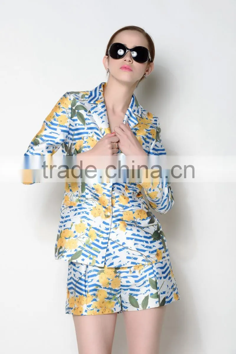ODM designed latest popular floral suits elegant women jacket 2016