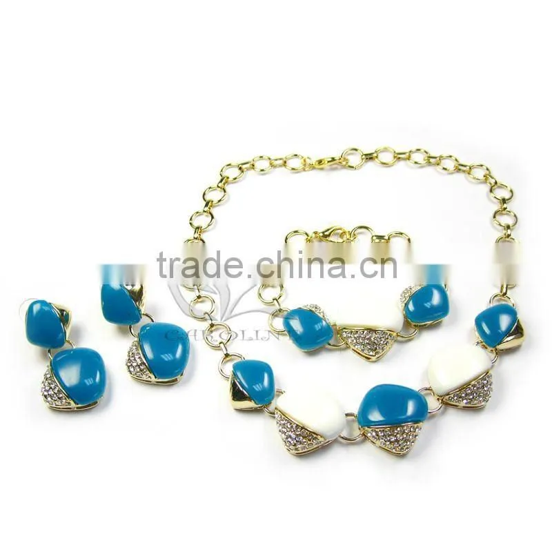 Fashion Design bridal necklace and earring set