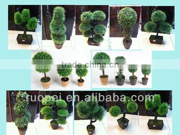 Landscaping artificial different shape of boxwood grass wall