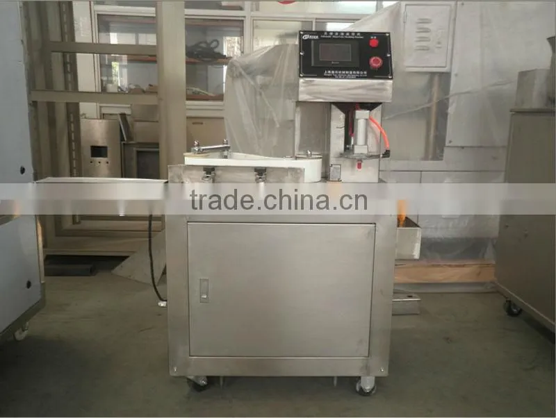 2016 popular supplier food confectionary industrial ce mooncake line. Encrusting machine+stamping making machine
