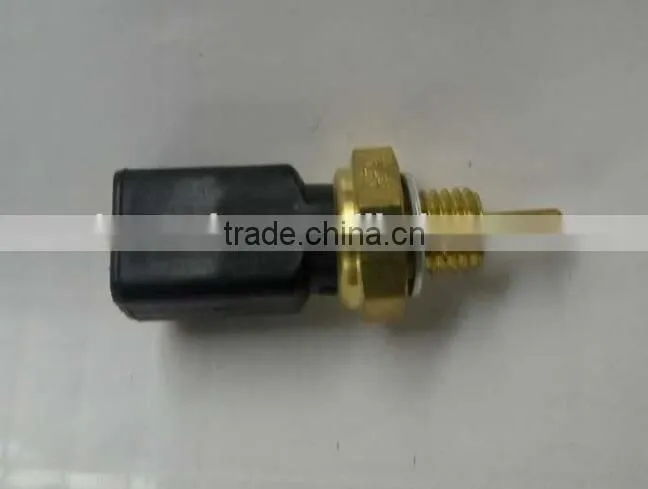 Water temperature sensor MC844972 used for Mitsubishi Canter truck