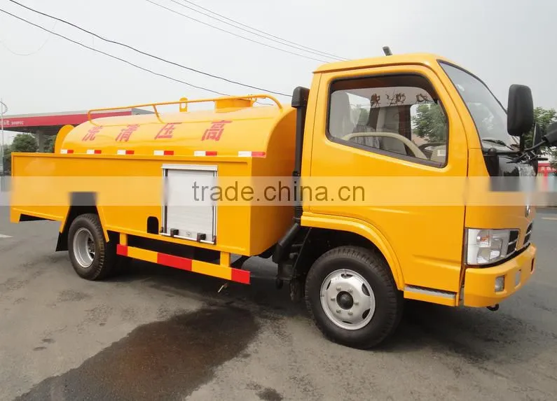 4*2 Dongfeng 5m3 Small High Pressure Water Cleaning Camion