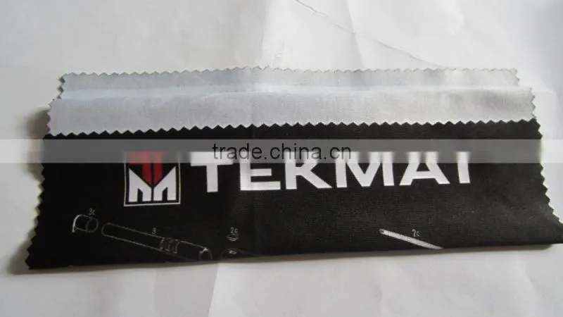Microfiber lens cleaning cloth