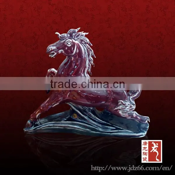 Modern style excellent quality rooster porcelain sculptures for art collection