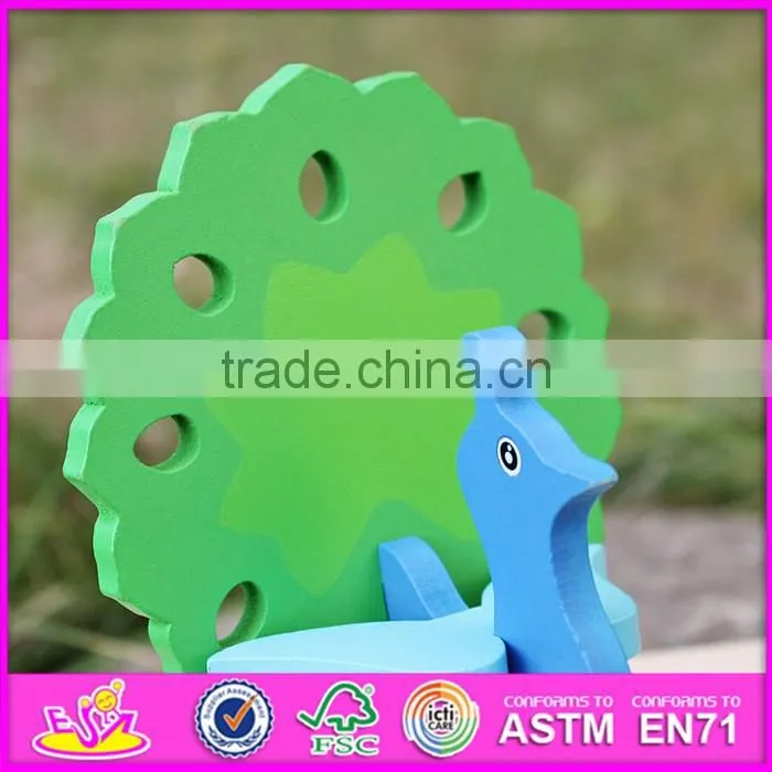 2017 New product funny 3d peacock children wooden puzzle animals W14G040