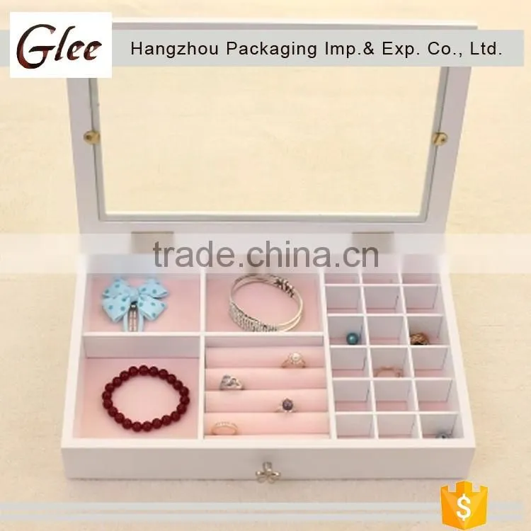 Beautiful latest style velvet jewelry box