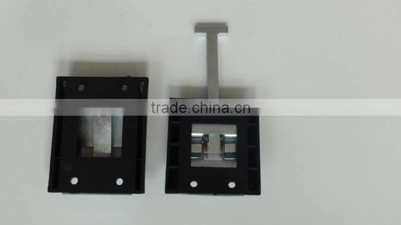 02421+02422 Refrigerated truck rear door catch set