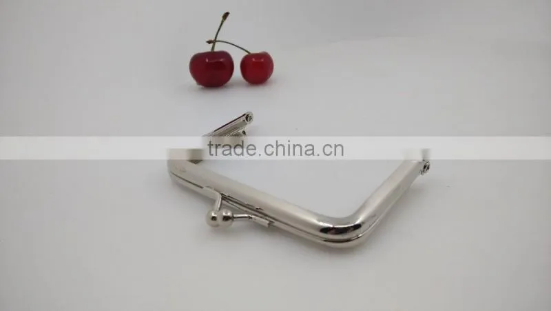 High quality bronze rounded shape with 6.35mm ball Handbags hardware framework