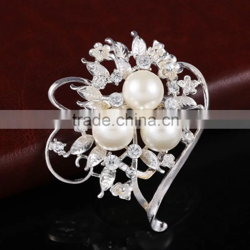 Three Pearls Rhinestone Brooch Pins,Cappa Rhinestone Buckle