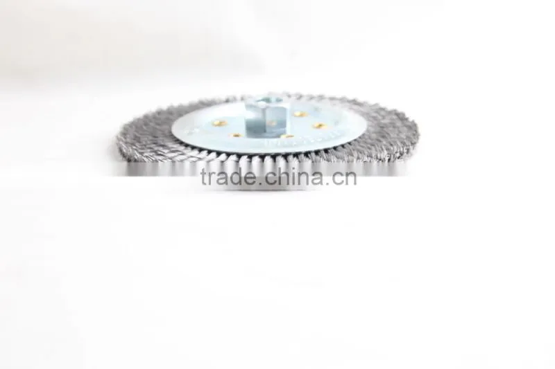 Twist knot wheel brushes with thread, diameter 178mm or 7"