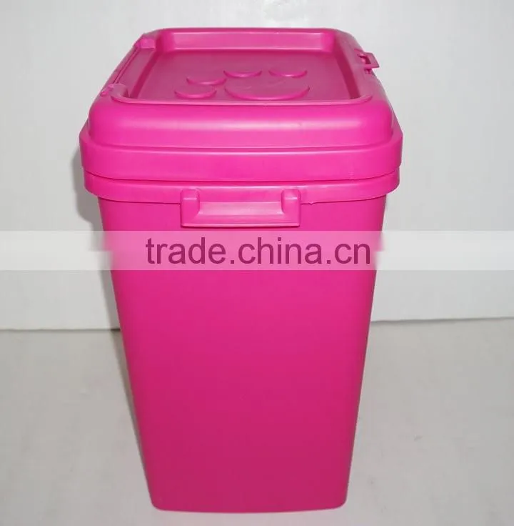 15KG 40LT plastic airtight pet food container with cat paw shaped lid