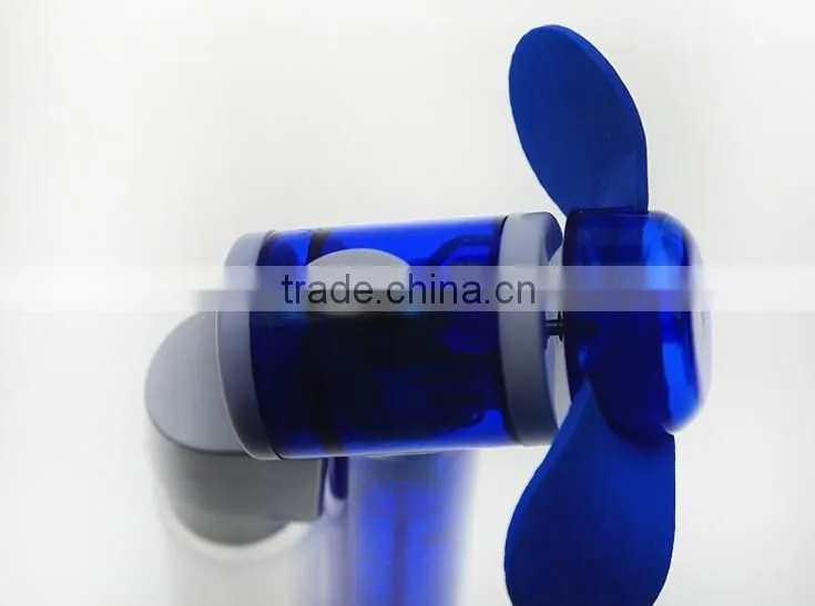 Best quality Mini usb mini desk fan with water mist Plastic Material water mist spray bottle fan