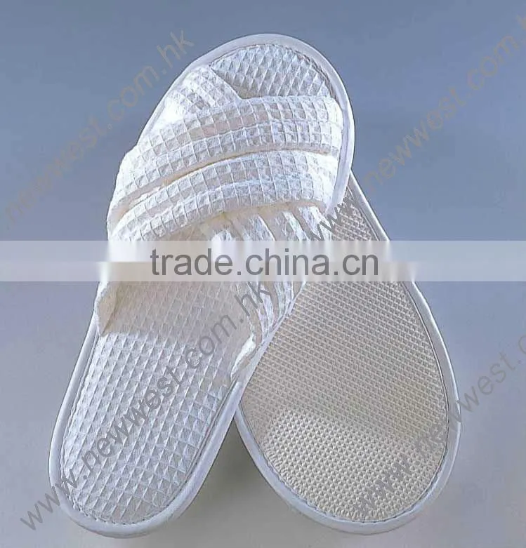 High Quality Comfort Fit Slippers