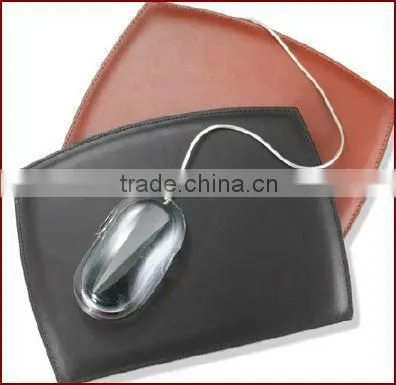 Fashion and personal genuine leather floating mouse pad