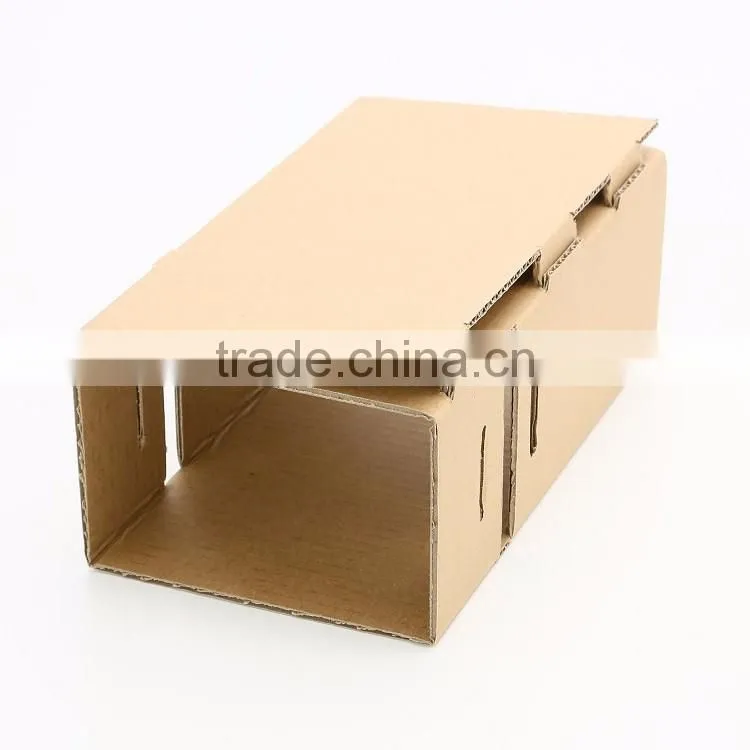 Functional compact data show projector for iPhone requiring no electricity