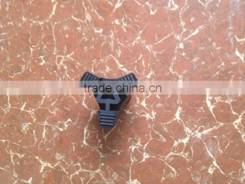 Impact-reducing Able Tripod Cane Tip