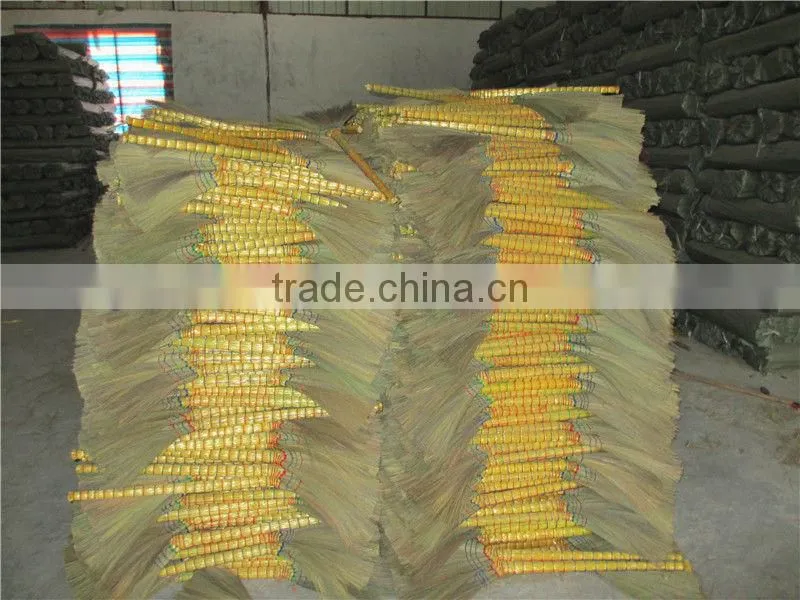 Chinese natural grass short handle broom