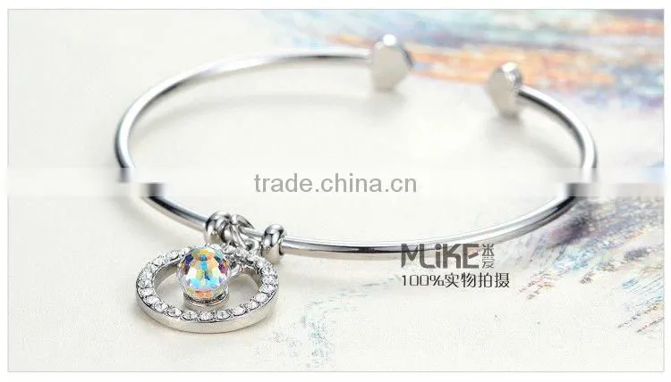 fashion bangle with Crystal M3011