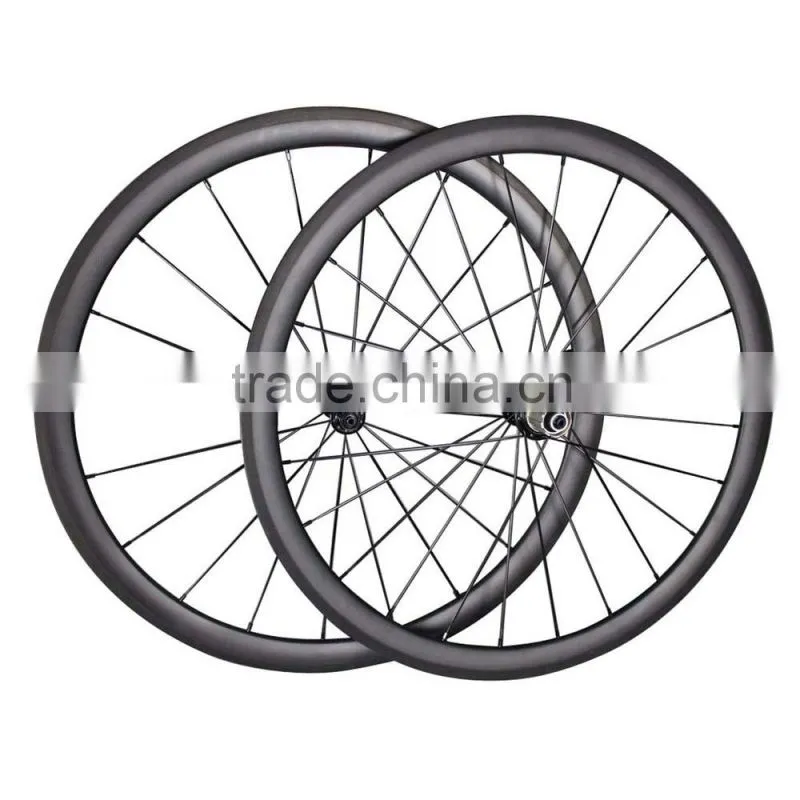 2015 700C carbon fiber clincher wide 23mm road bike wheelset with Basalt brake surface