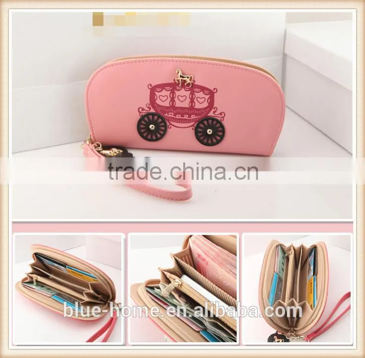 2015 low MOQ purse Cheap Oval carriage shape design clutch wallet with tote band