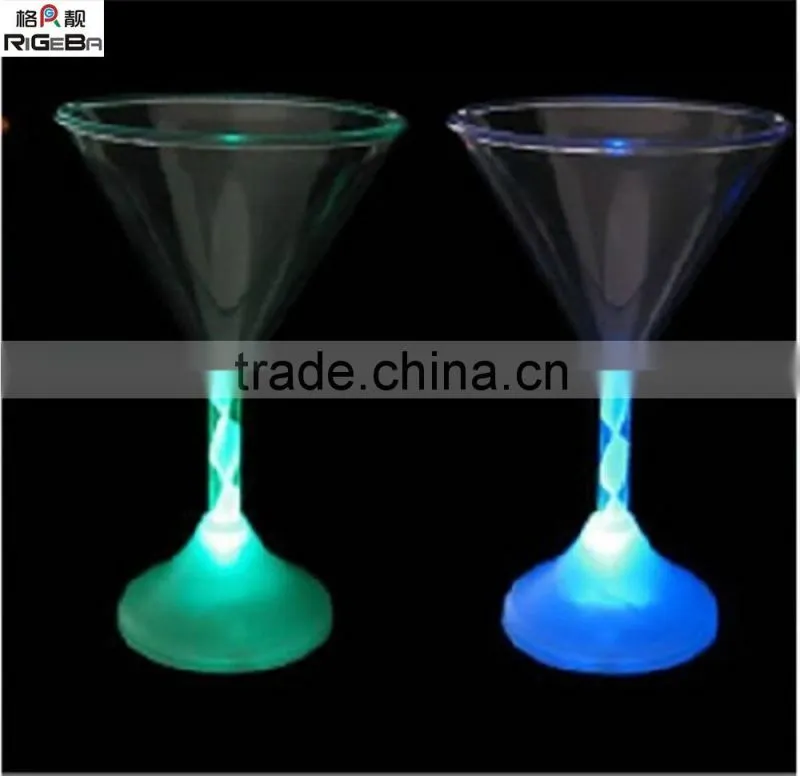 Fashional led flashing cup for party supplies and club Led Martini Cup