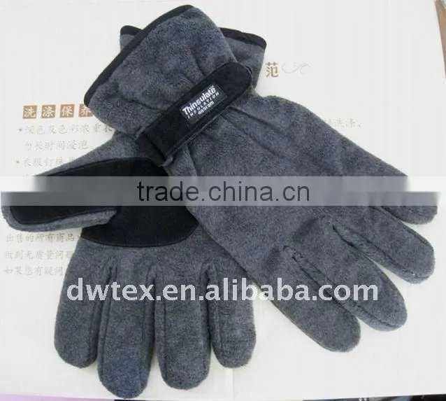 Man's winter sport polar fleece gloves