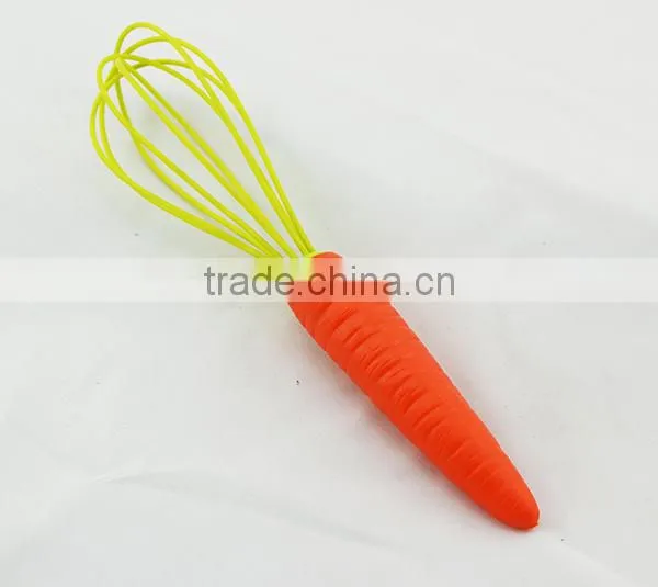 Cute carrot handle egg roll maker