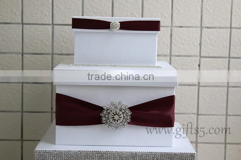 Elegant wedding money box with heart shape photo frame