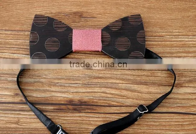 2016 Hot Fashion men Bamboo bow tie Accessory wedding Event hardwood Wood Bow Tie For Men Butterfly Neck Ties Factory