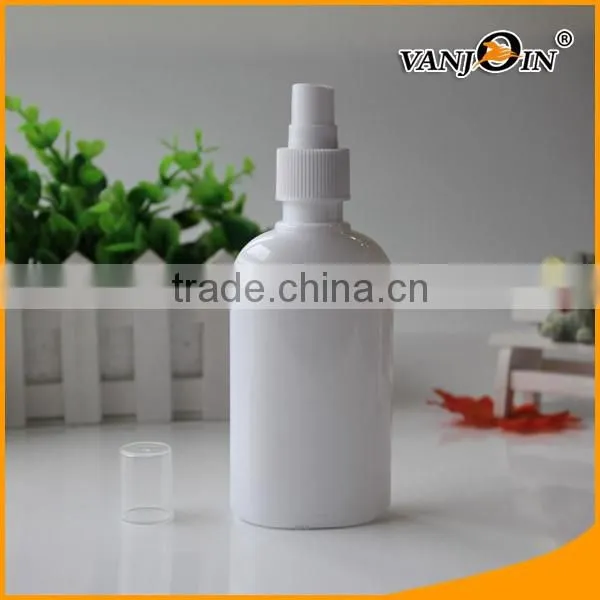 5 oz Light White Oval Essential Oils Spray Bottle